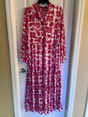 Nasty Gal White and Fuchsia Floral Tiered Maxi Dress